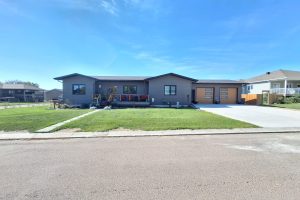 Amon_Shaunavon RTM_Front 1